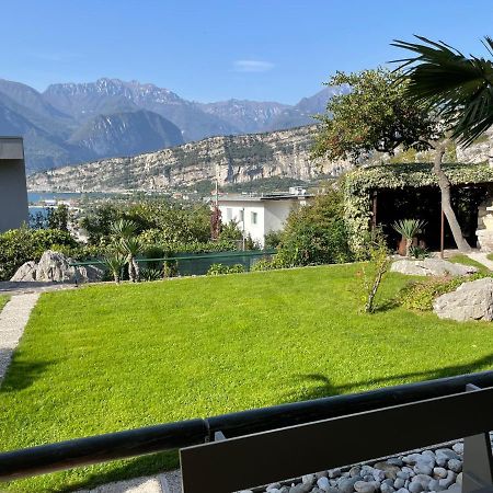 Apartament Ospitalita In Zona Panoramica Torbole Sul Garda Zewnętrze zdjęcie